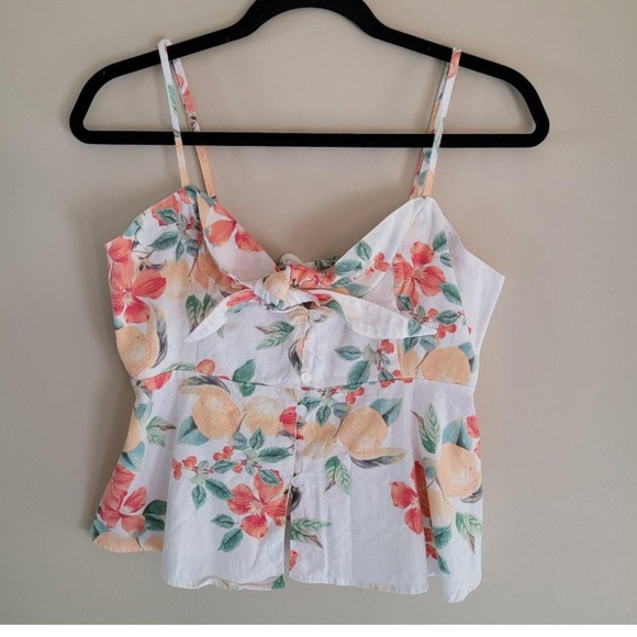 Sofia Vergara White Peplum Floral Tank Top - Picture 5 of 11